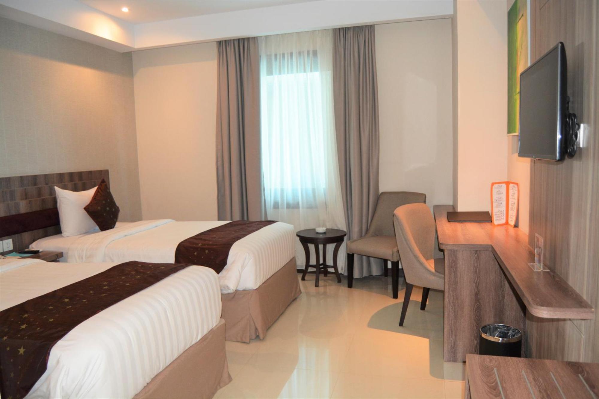 Tara Hotel Yogyakarta Tugu Zimmer foto