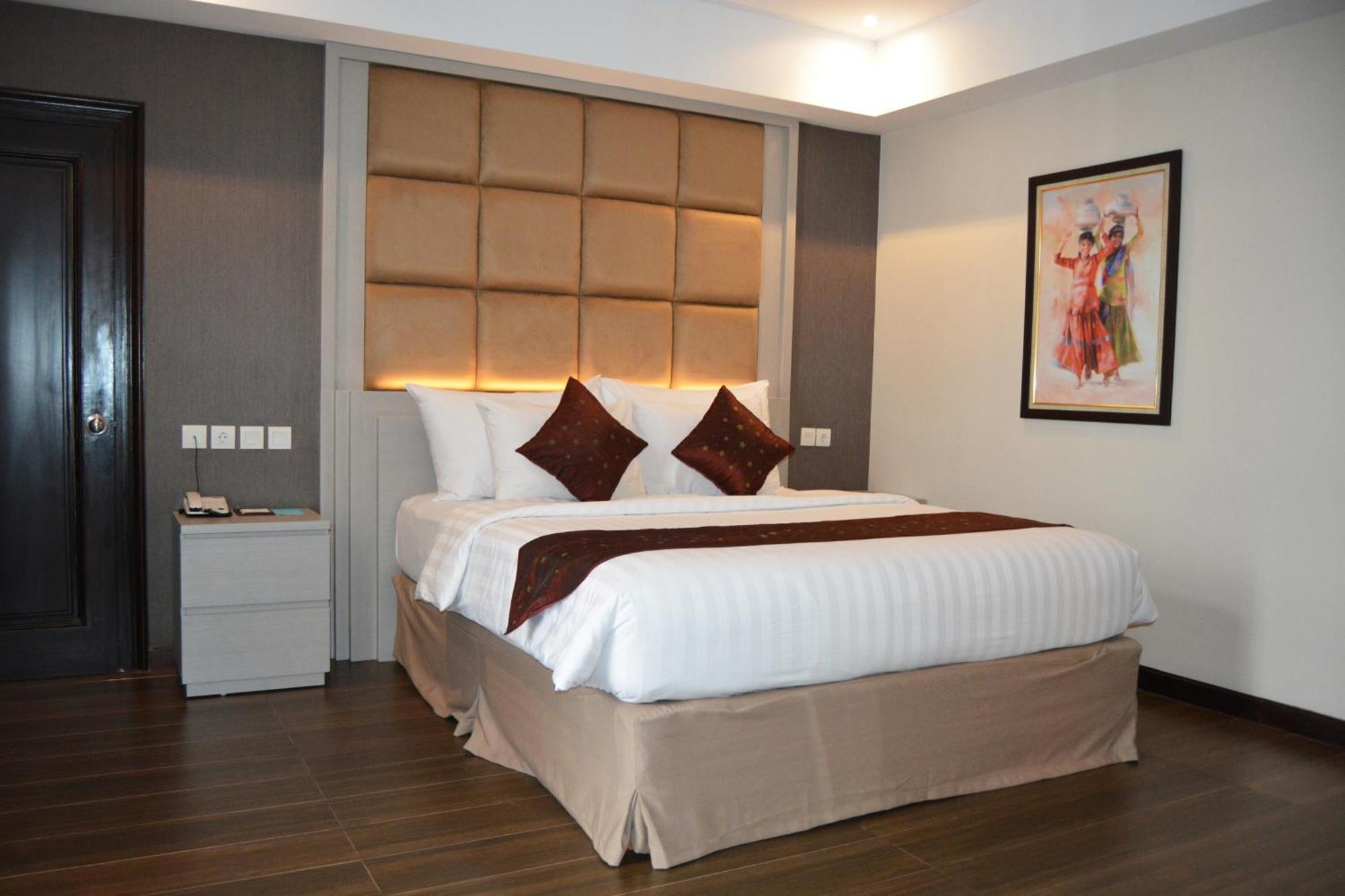 Tara Hotel Yogyakarta Tugu Zimmer foto